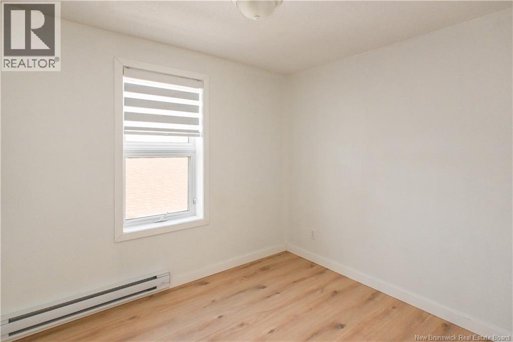 223 Boul St-Pierre E. Boulevard, Caraquet, New Brunswick  E1W 1B1 - Photo 26 - NB131114