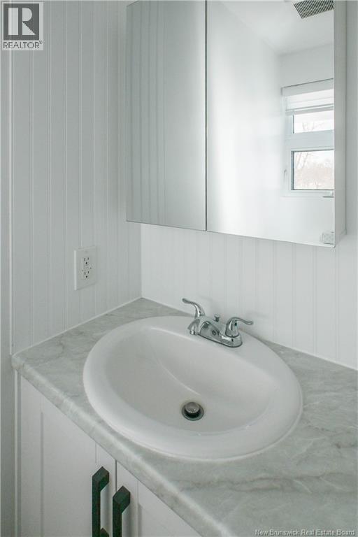 223 Boul St-Pierre E. Boulevard, Caraquet, New Brunswick  E1W 1B1 - Photo 23 - NB131114
