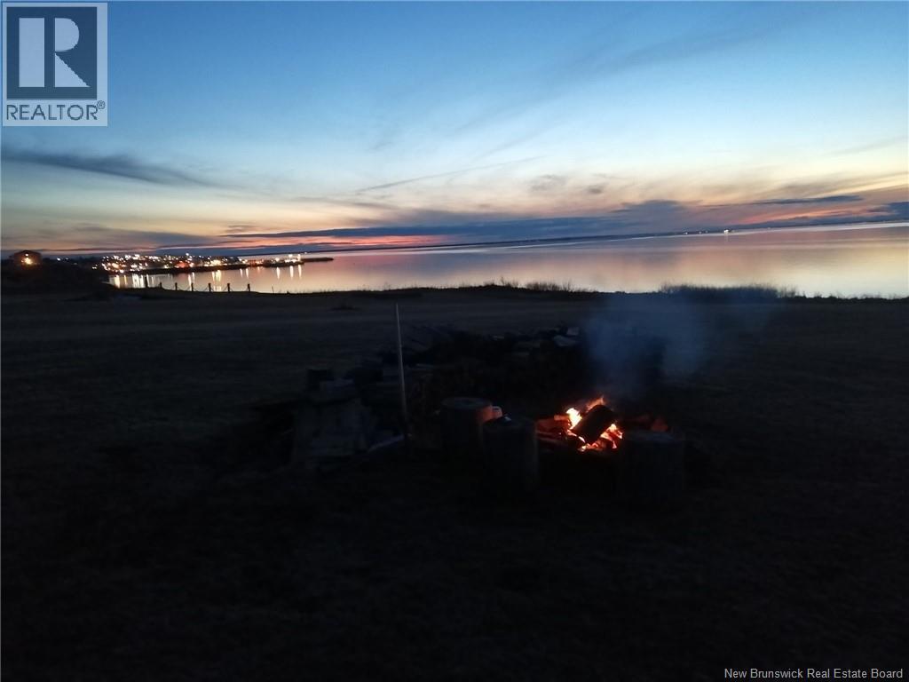 223 Boul St-Pierre E. Boulevard, Caraquet, New Brunswick  E1W 1B1 - Photo 46 - NB131114