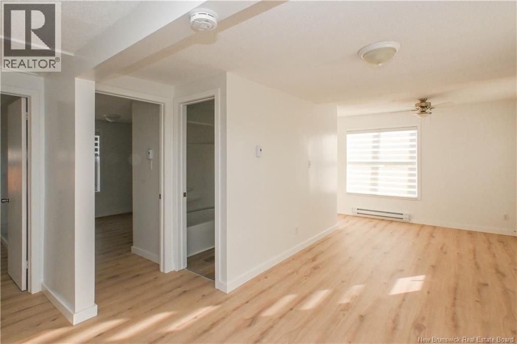 223 Boul St-Pierre E. Boulevard, Caraquet, New Brunswick  E1W 1B1 - Photo 13 - NB131114