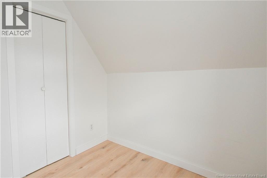 223 Boul St-Pierre E. Boulevard, Caraquet, New Brunswick  E1W 1B1 - Photo 18 - NB131114