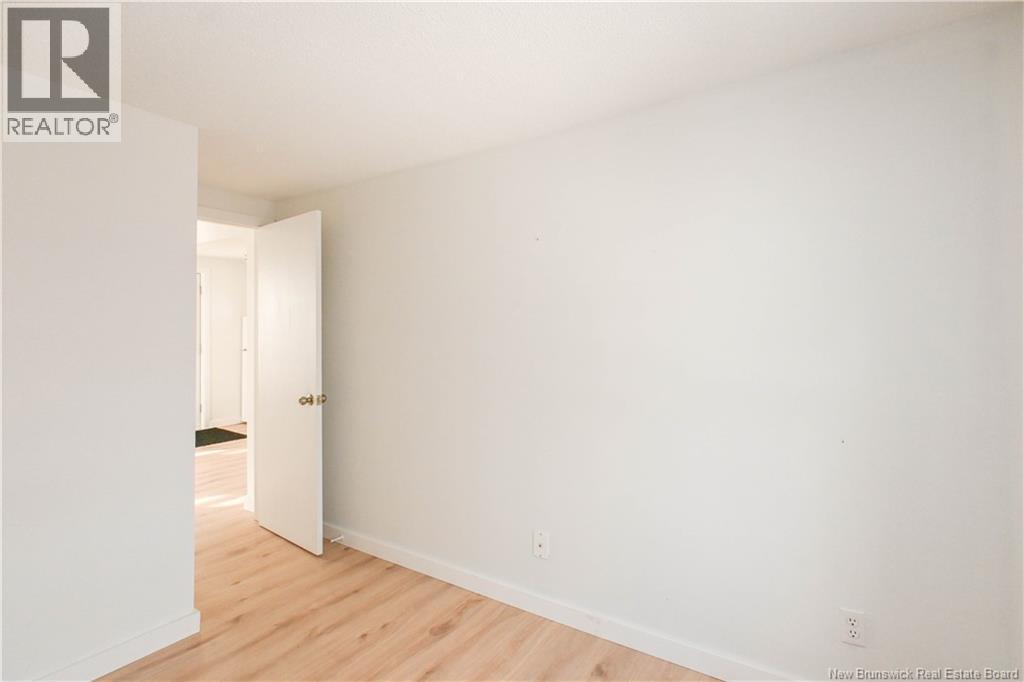 223 Boul St-Pierre E. Boulevard, Caraquet, New Brunswick  E1W 1B1 - Photo 24 - NB131114