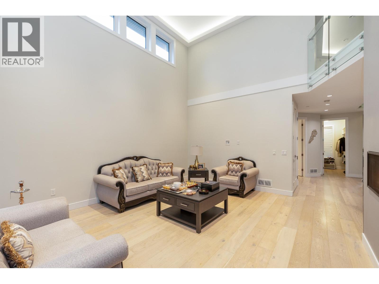 23376 124th Avenue, Maple Ridge, British Columbia V2X 4K4 - Photo 4 - R3071846