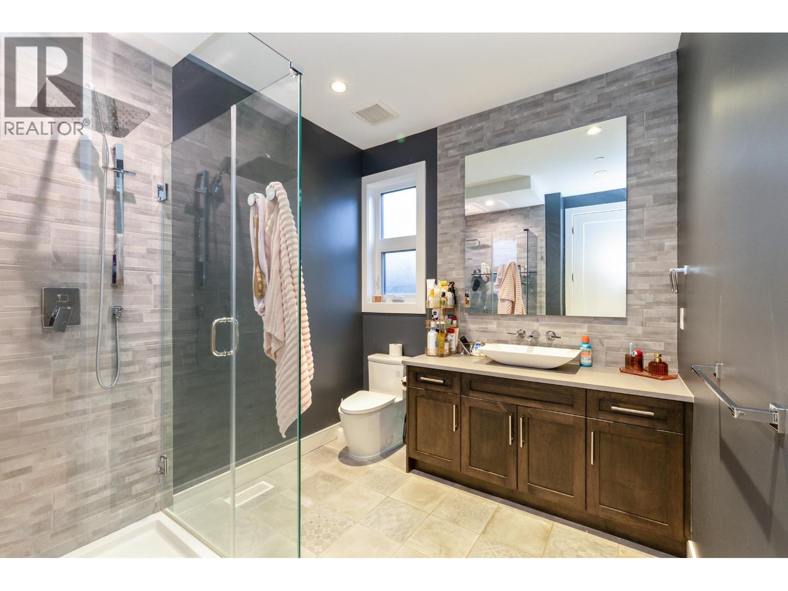 23376 124th Avenue, Maple Ridge, British Columbia V2X 4K4 - Photo 16 - R3071846