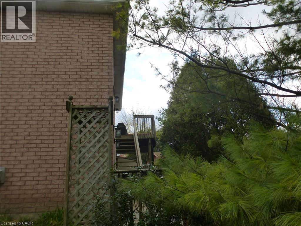 114 Glencliffe Court, Kitchener, Ontario  N2B 3X1 - Photo 39 - 40793533