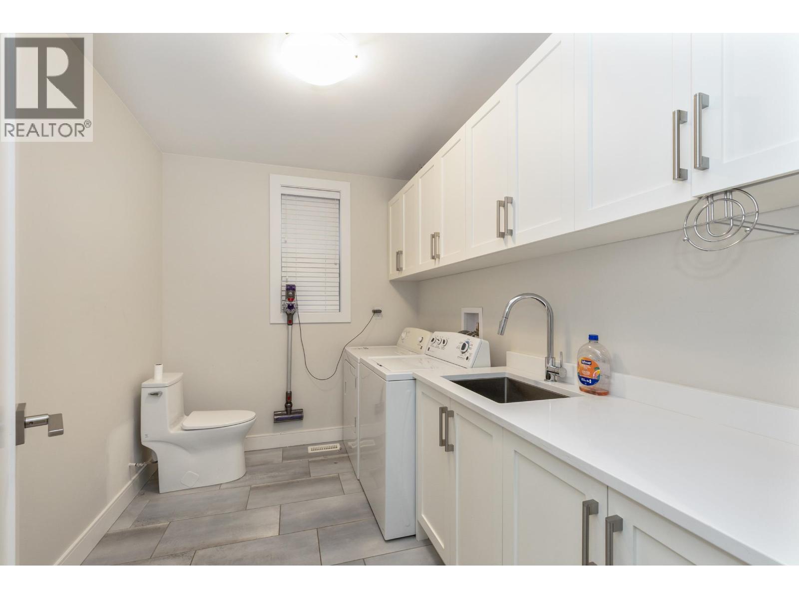 23376 124th Avenue, Maple Ridge, British Columbia V2X 4K4 - Photo 14 - R3071846