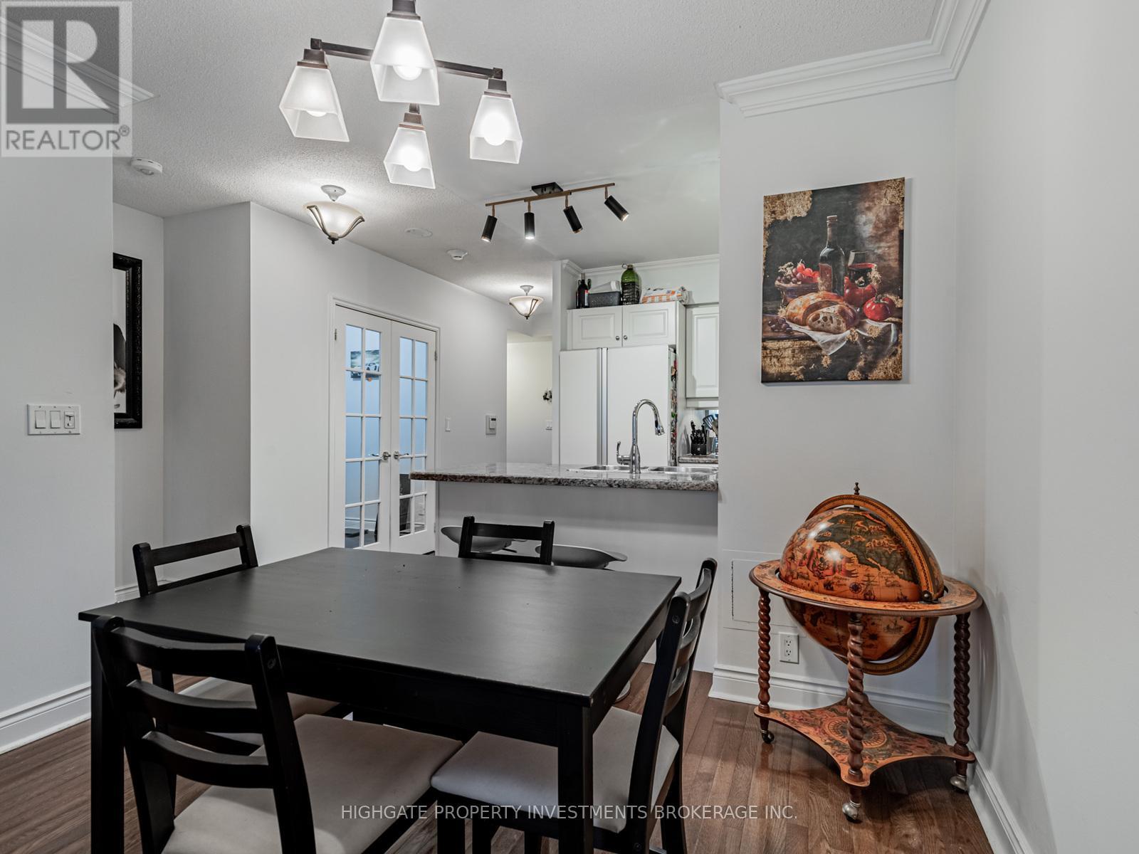 705 - 10 Delisle Avenue, Toronto, Ontario  M4V 3C6 - Photo 9 - C12627848