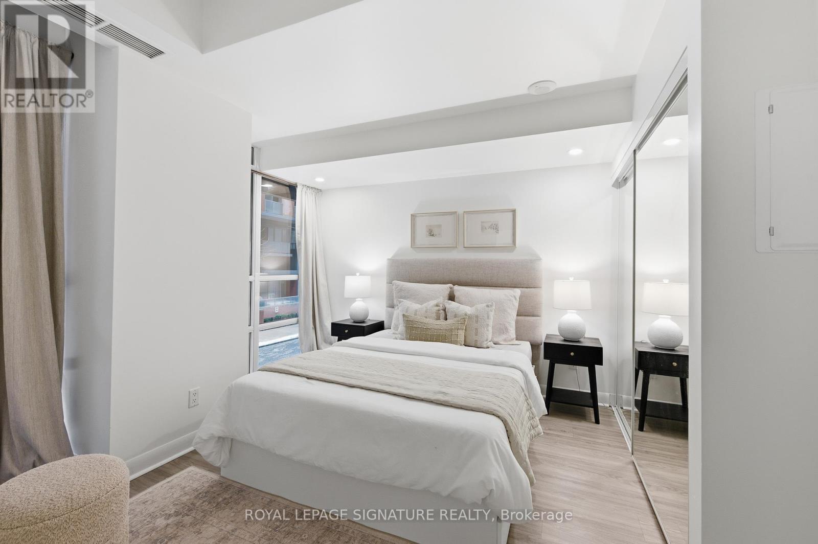 105 - 15 Bruyeres Mews, Toronto, Ontario  M5V 0A7 - Photo 11 - C12627850