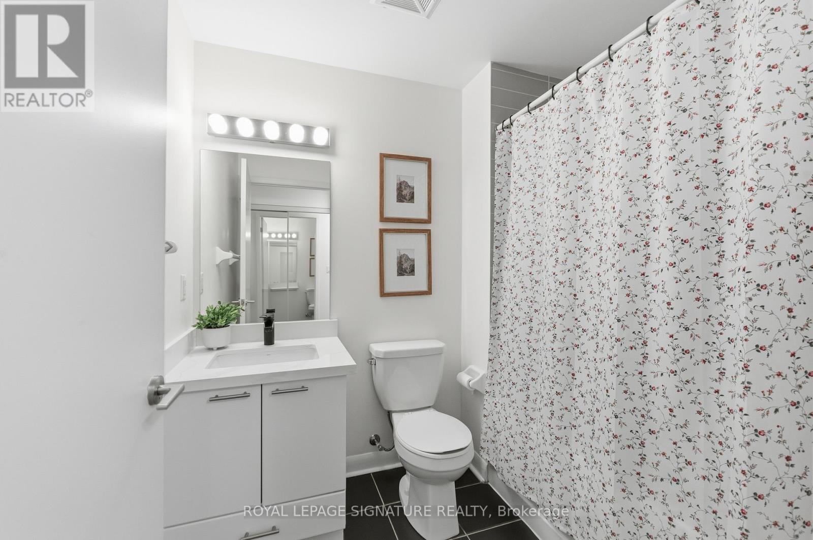 105 - 15 Bruyeres Mews, Toronto, Ontario  M5V 0A7 - Photo 20 - C12627850