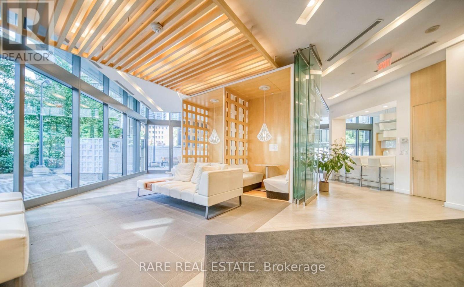 2012 - 45 Charles Street E, Toronto, Ontario M4Y 0B8 - Photo 3 - C12627856