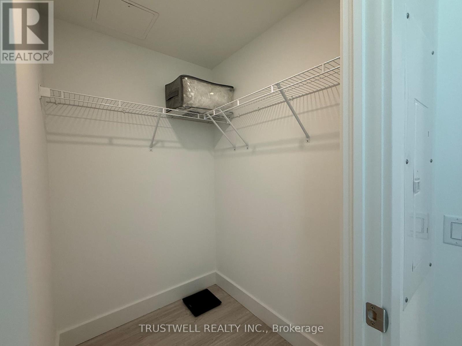 503 - 6 Greenbriar Road, Toronto, Ontario  M2K 0H6 - Photo 7 - C12628054