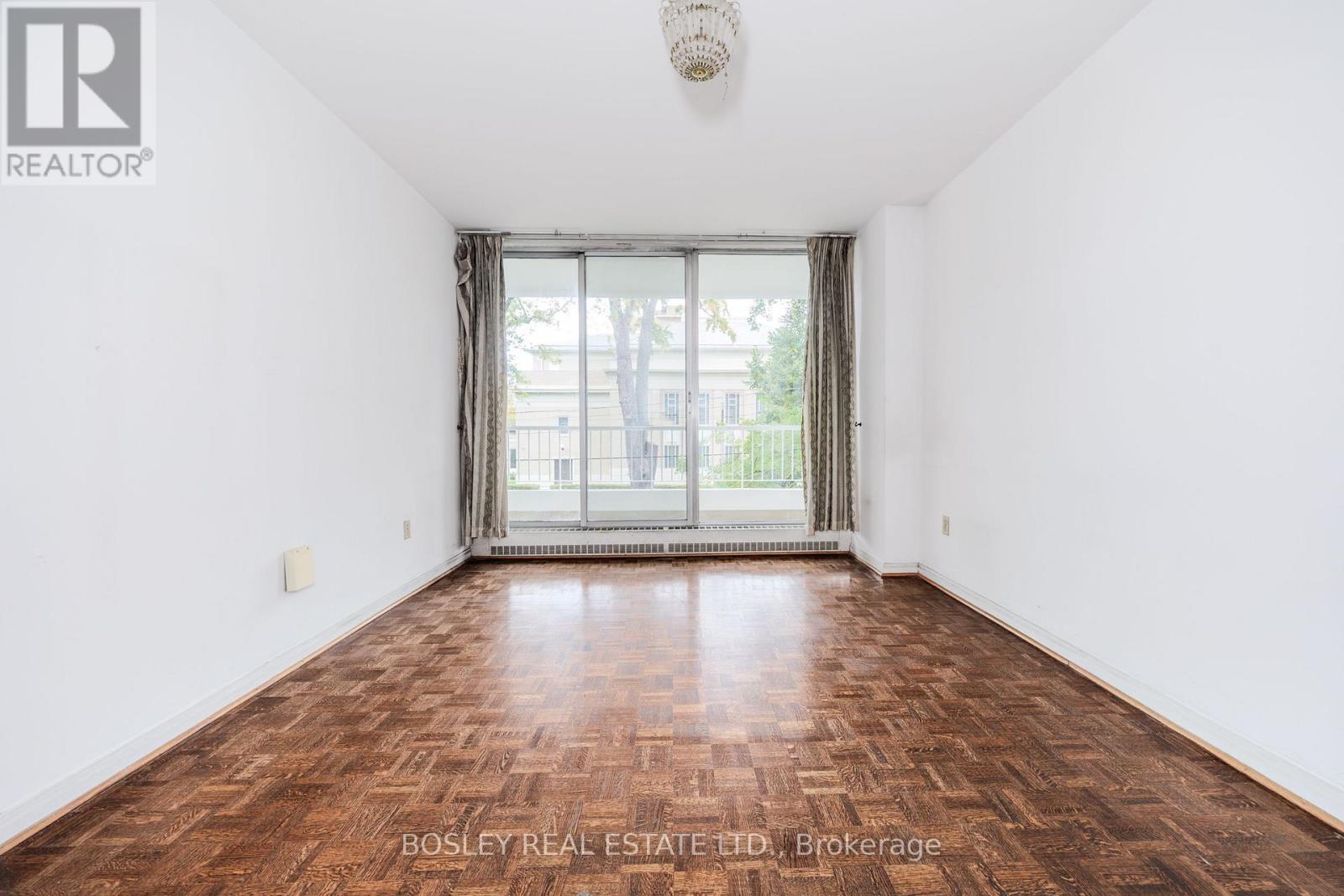 201 - 190 St George Street, Toronto, Ontario M5R 2N4 - Photo 10 - C12628058