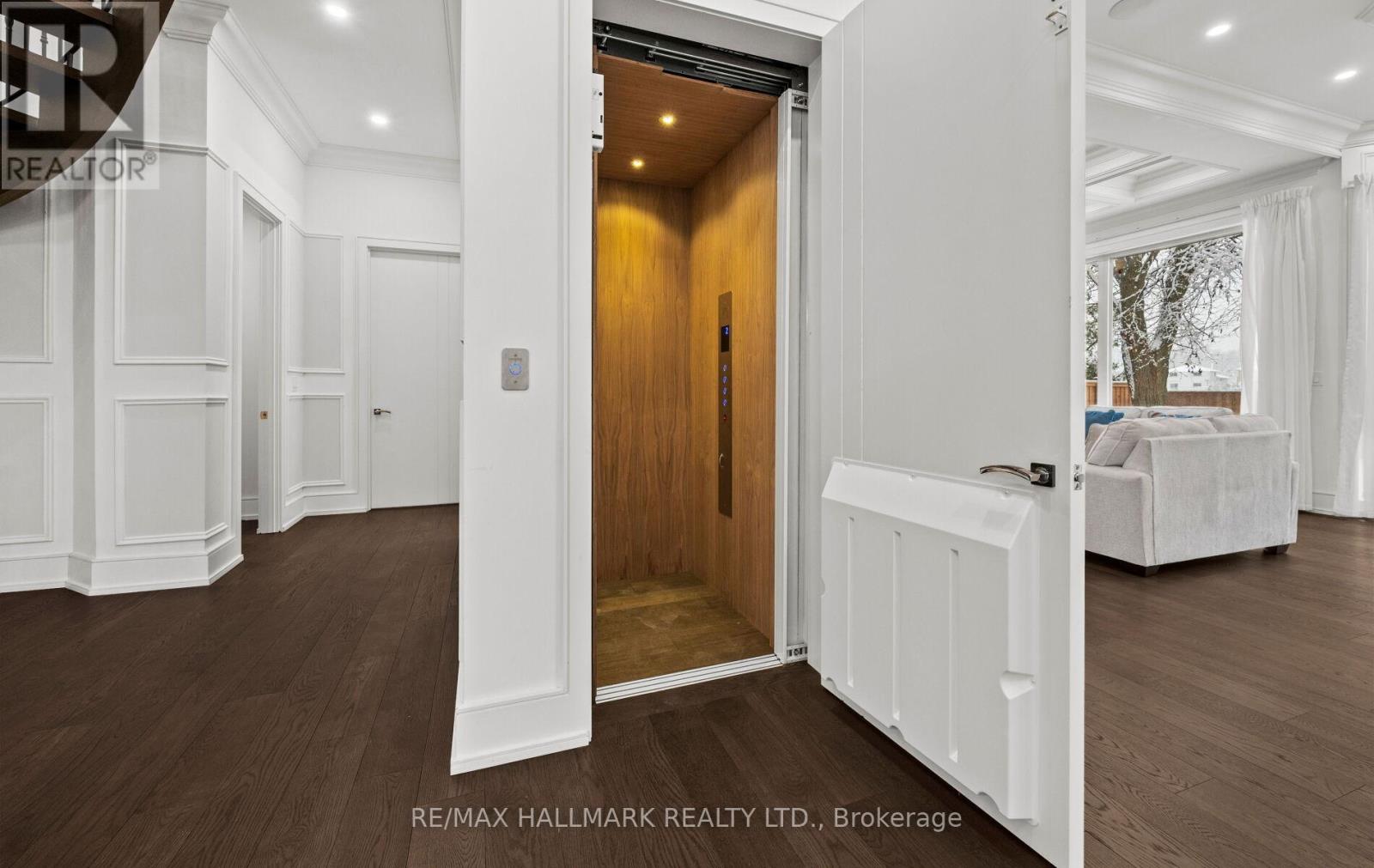 32 Devondale Avenue, Toronto, Ontario  M2R 2E2 - Photo 24 - C12628070