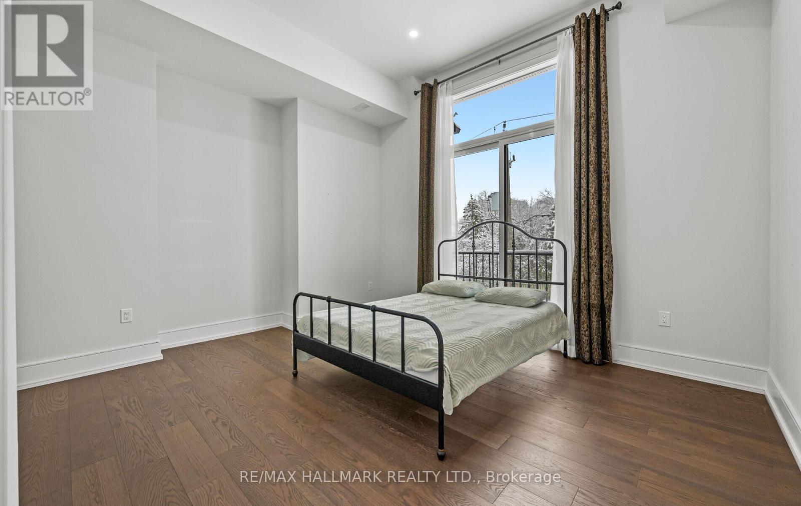 32 Devondale Avenue, Toronto, Ontario  M2R 2E2 - Photo 32 - C12628070