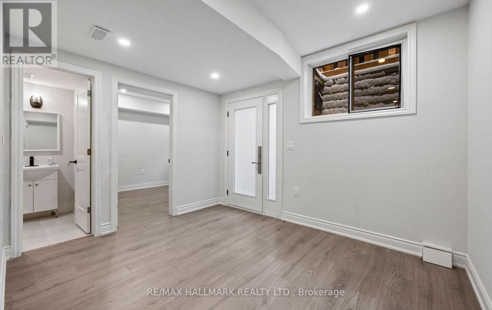 32 Devondale Avenue, Toronto, Ontario  M2R 2E2 - Photo 43 - C12628070