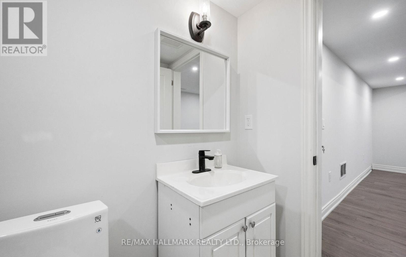 32 Devondale Avenue, Toronto, Ontario  M2R 2E2 - Photo 45 - C12628070