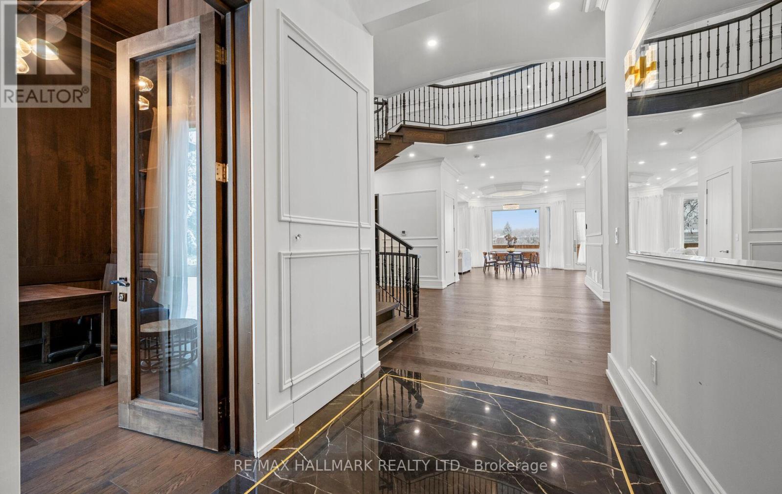 32 Devondale Avenue, Toronto, Ontario  M2R 2E2 - Photo 6 - C12628070