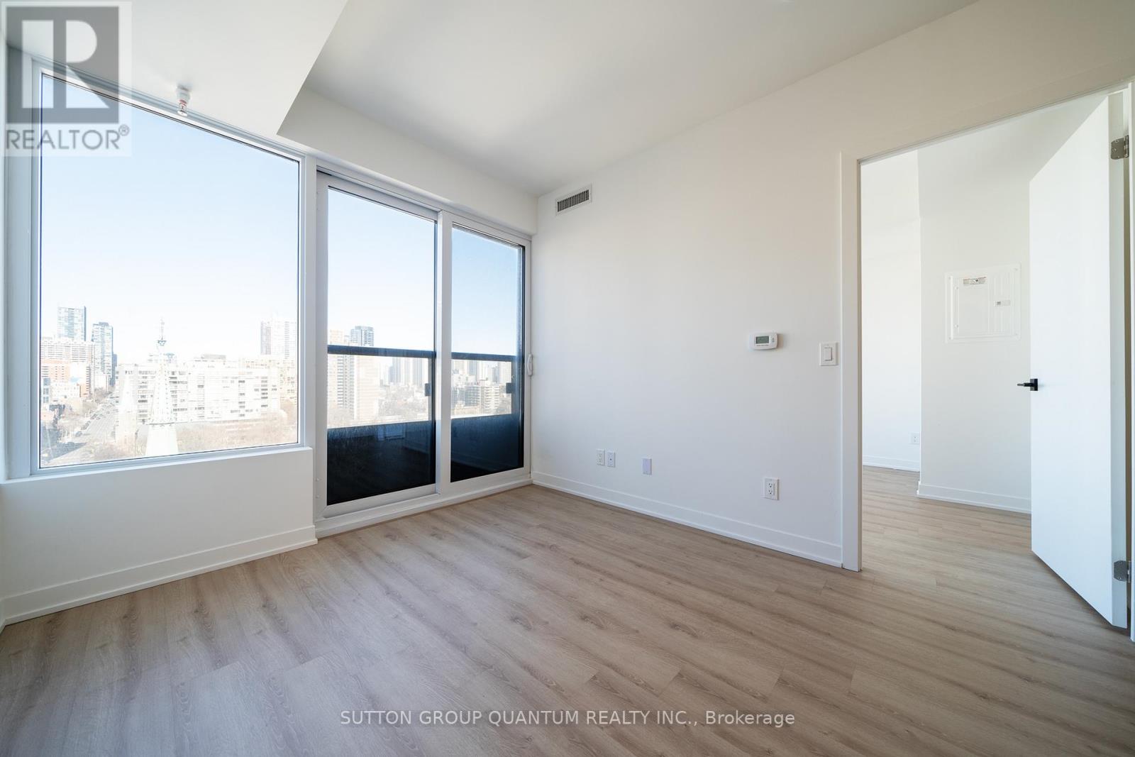 1607 - 319 Jarvis Street, Toronto (Church-Yonge Corridor), Ontario  M5B 0C8 - Photo 12 - C12628106