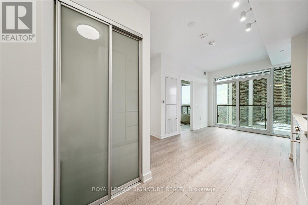 1313 - 120 Broadway Avenue, Toronto, Ontario  M4P 0E9 - Photo 14 - C12628114