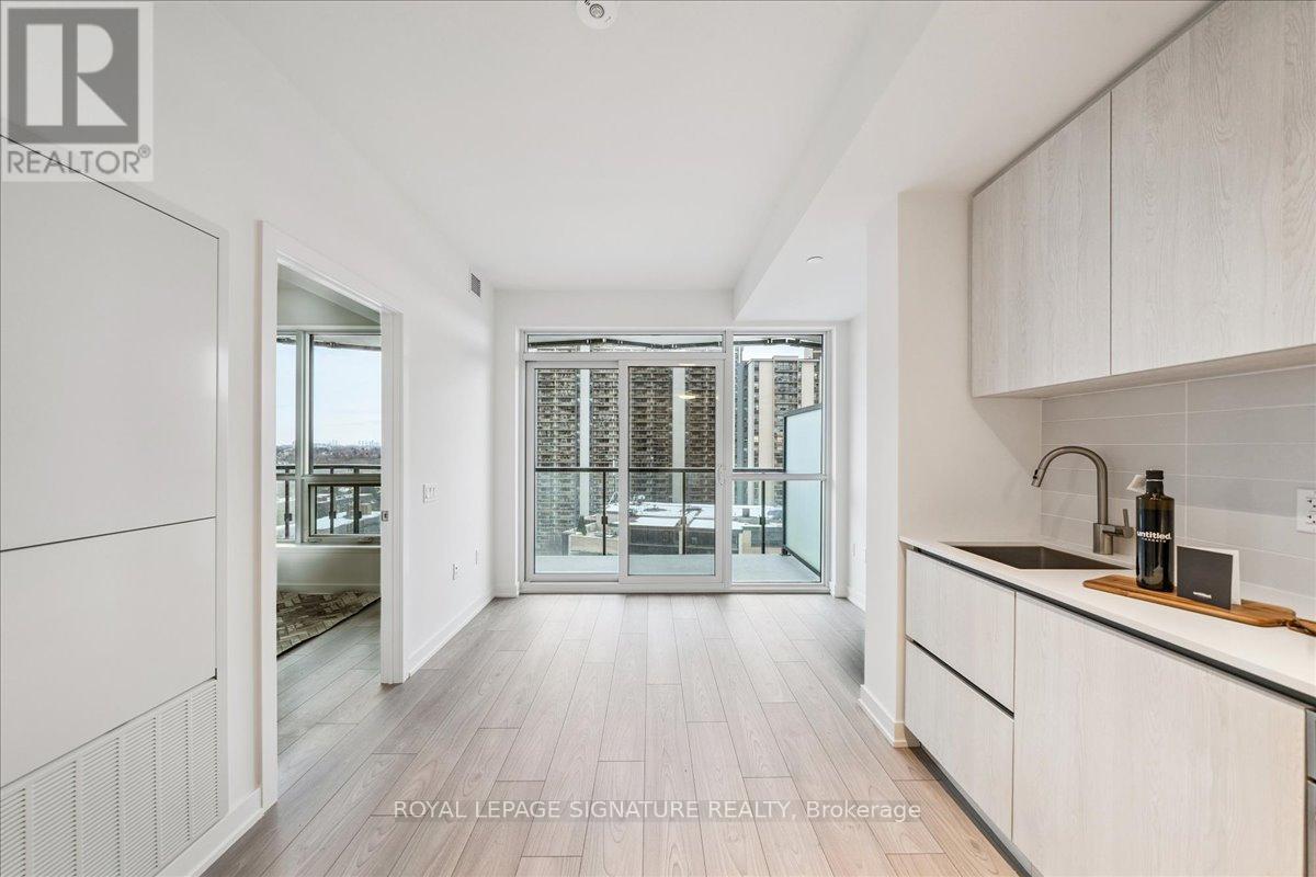 1313 - 120 Broadway Avenue, Toronto, Ontario  M4P 0E9 - Photo 15 - C12628114