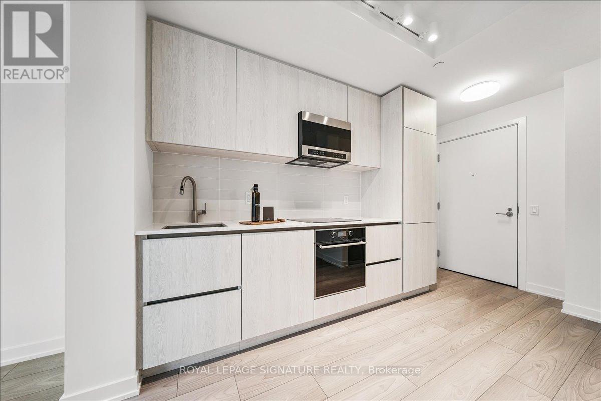 1313 - 120 Broadway Avenue, Toronto, Ontario  M4P 0E9 - Photo 17 - C12628114