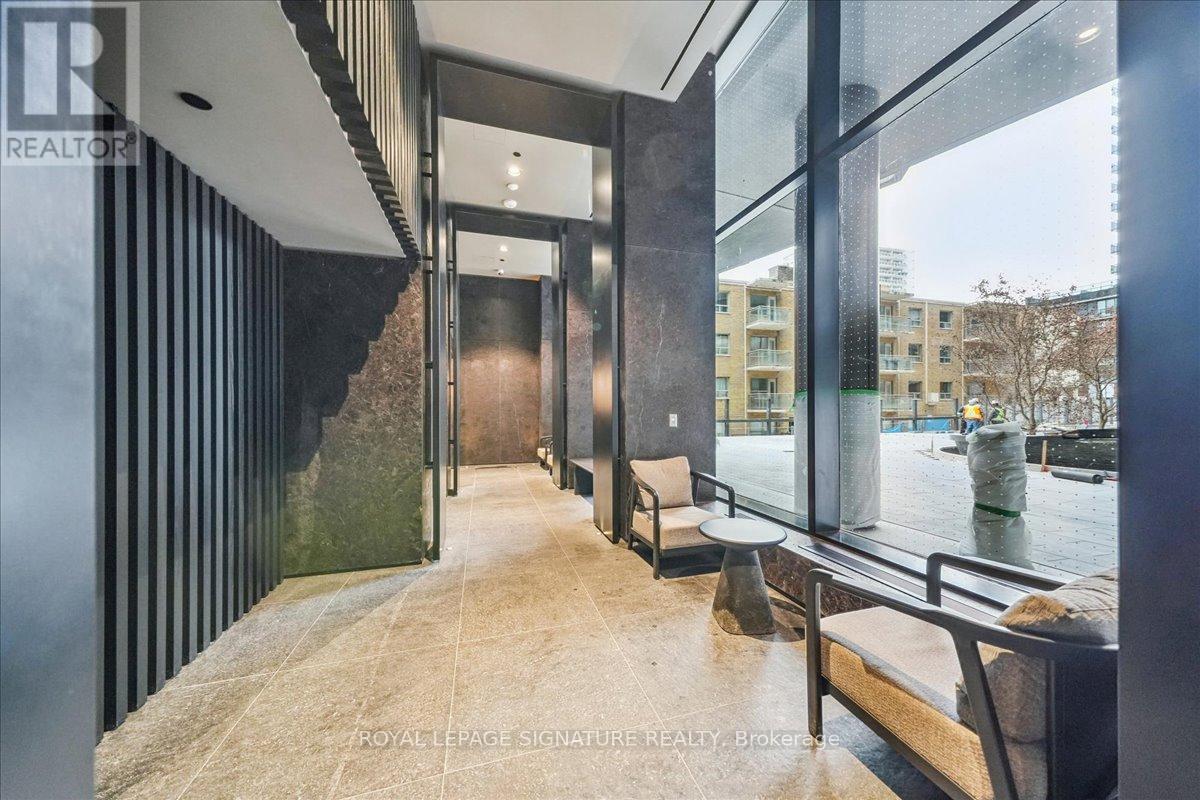 1313 - 120 Broadway Avenue, Toronto, Ontario  M4P 0E9 - Photo 3 - C12628114