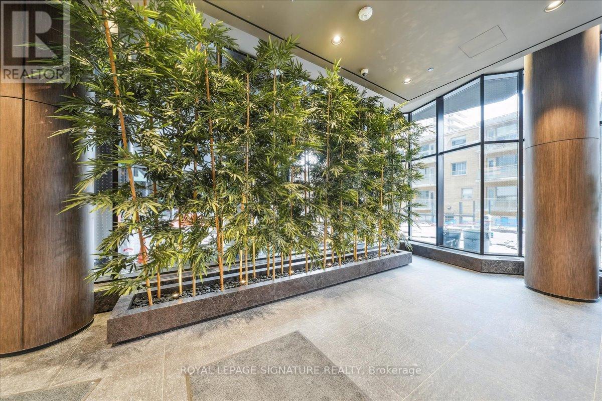 1313 - 120 Broadway Avenue, Toronto, Ontario  M4P 0E9 - Photo 8 - C12628114