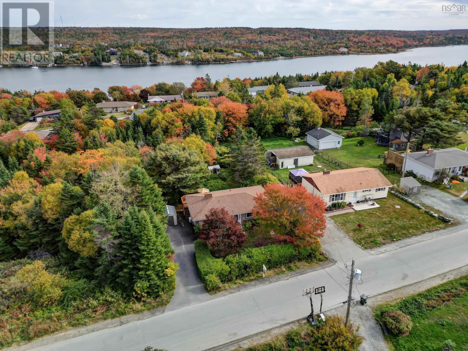 62 Rosalie Avenue, Prospect Bay, Nova Scotia  B3T 1Z8 - Photo 11 - 202526017