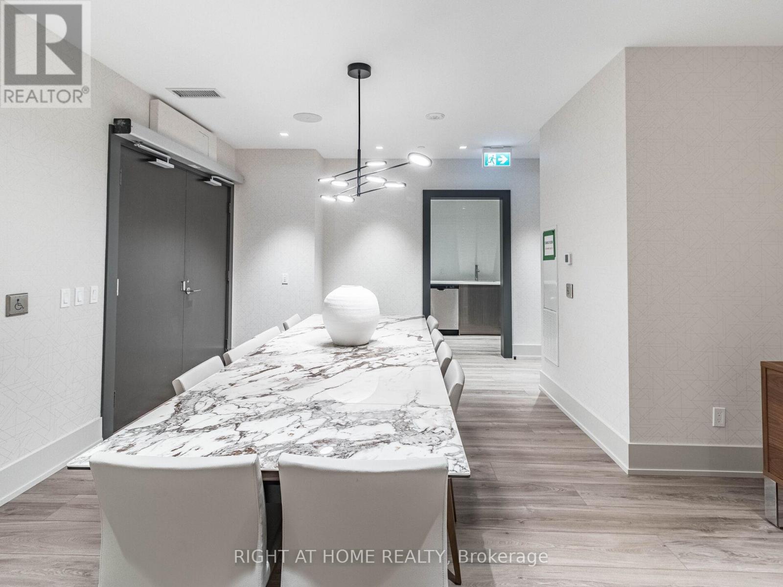 901 - 286 Main Street, Toronto, Ontario M4C 0B3 - Photo 31 - E12592678