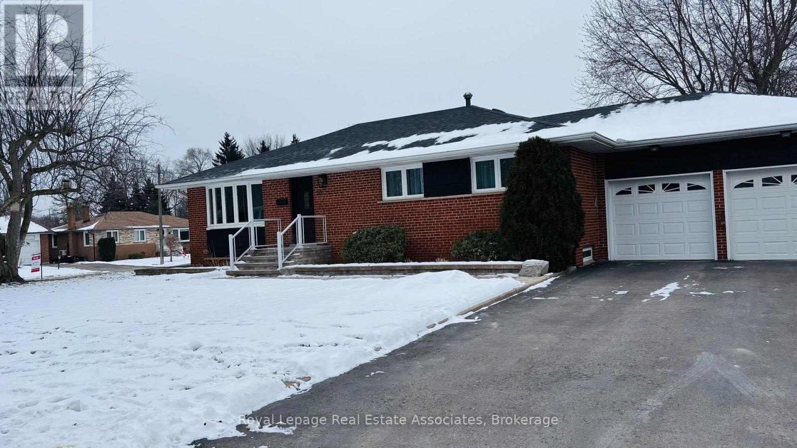 20 SUBURBAN DRIVE, Mississauga, Ontario