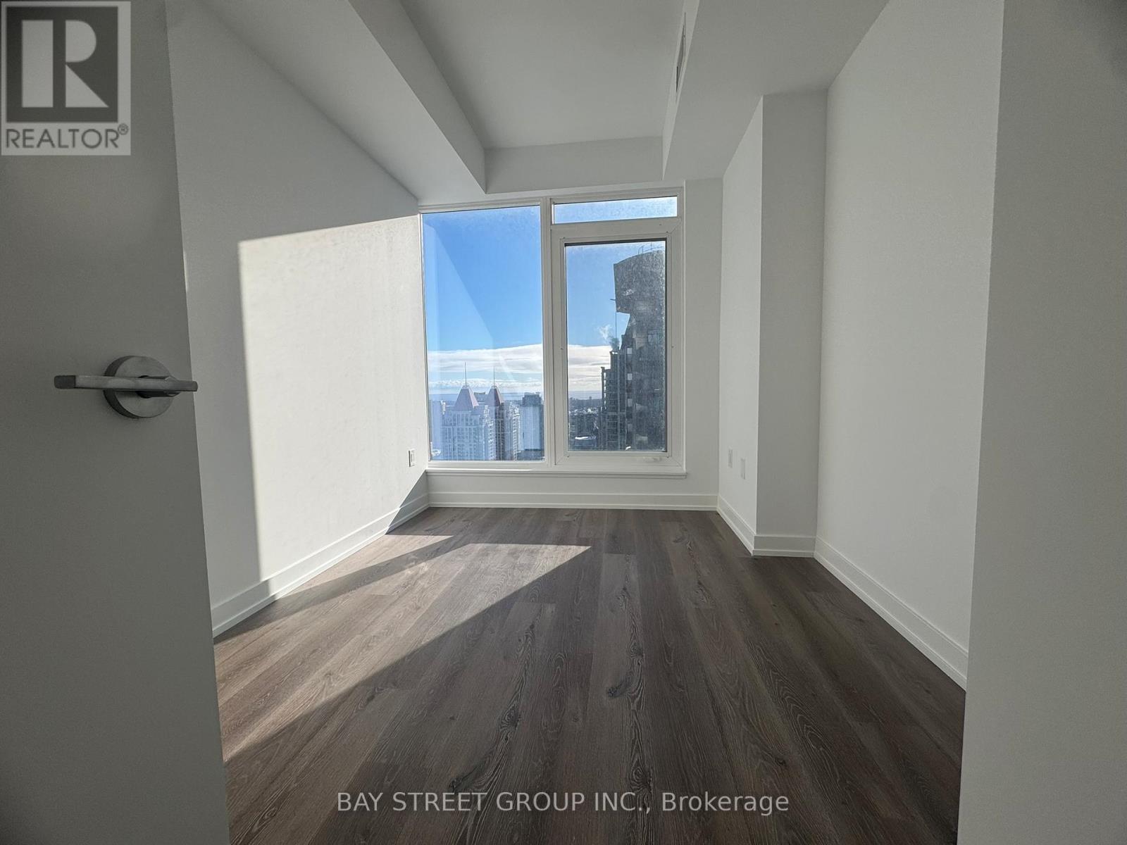 3405 - 395 Square One Drive, Mississauga, Ontario  L5B 0P6 - Photo 16 - W12615916