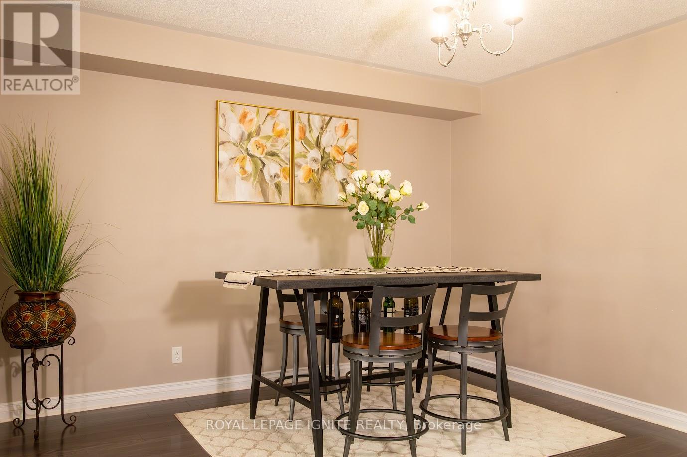 47 Tabaret Crescent, Oshawa, Ontario  L1L 0G5 - Photo 6 - E12627892