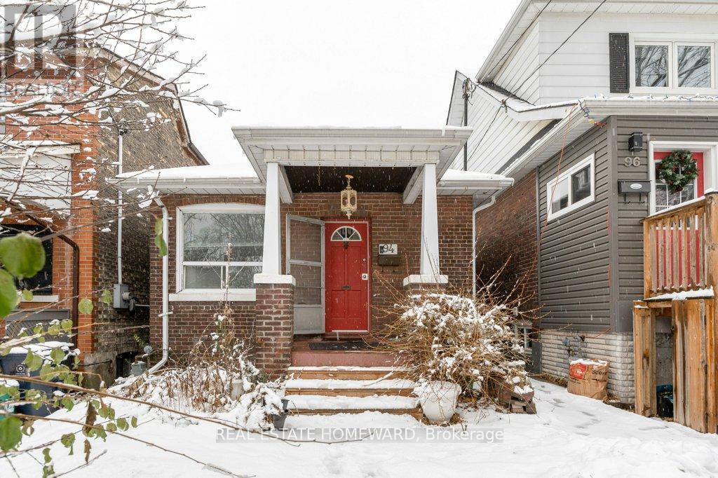 94 BASTEDO AVENUE, Toronto, Ontario