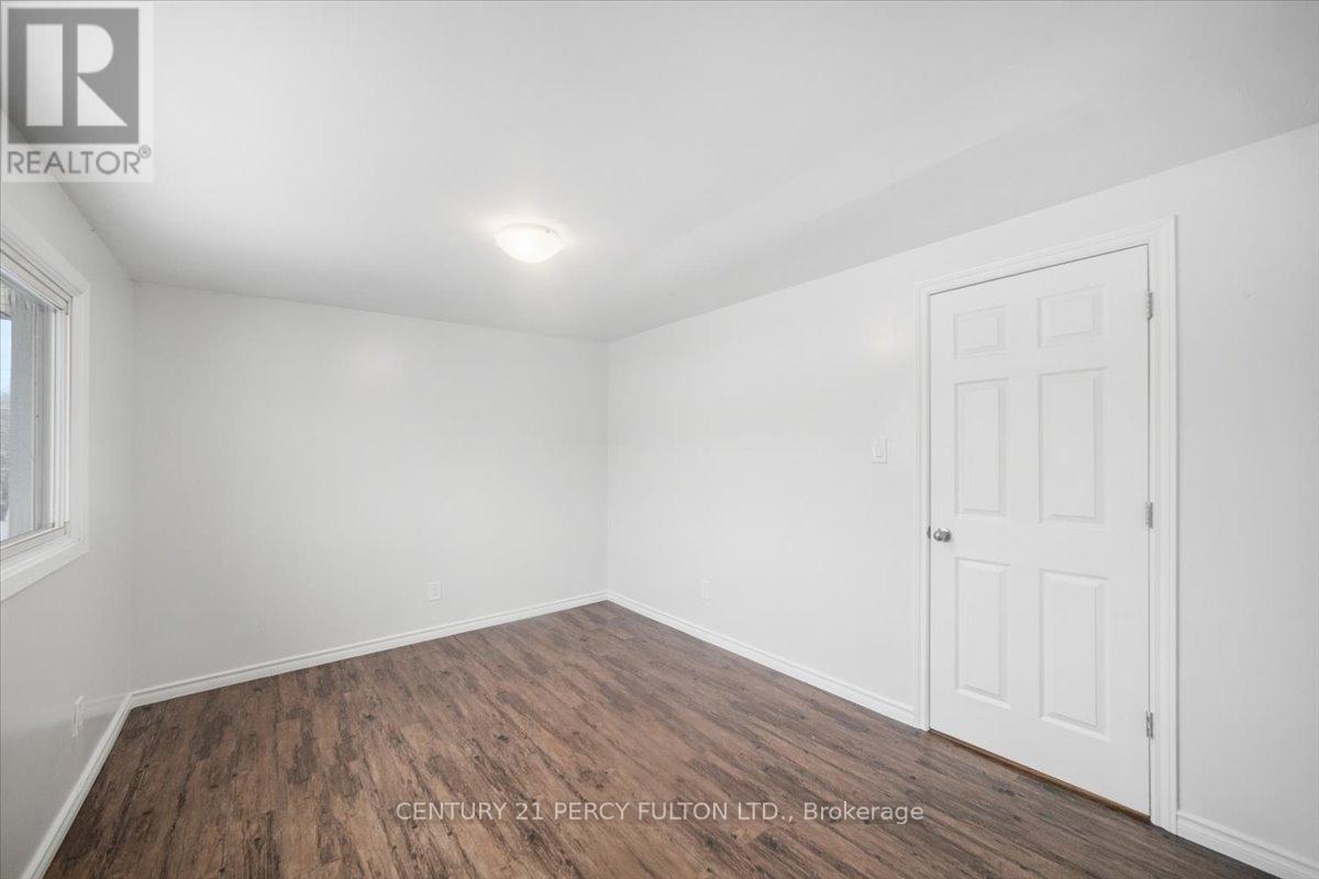 279 Vancouver Crescent, Oshawa, Ontario  L1J 2A1 - Photo 17 - E12627920