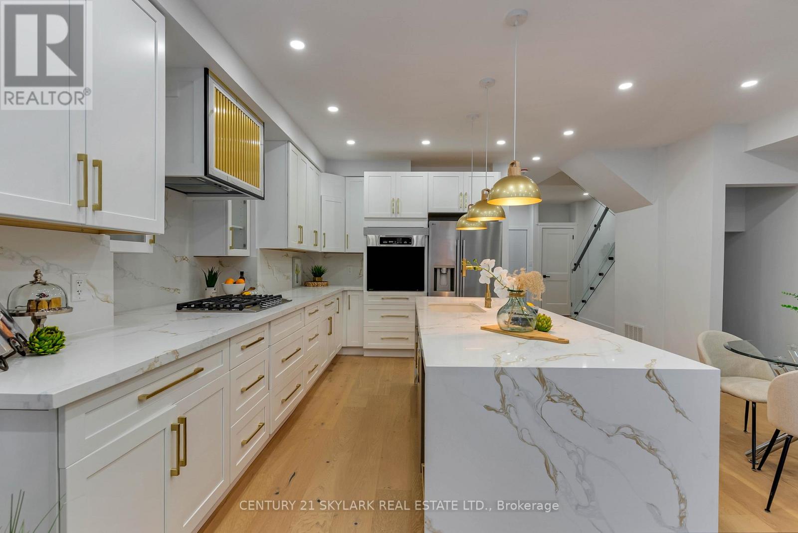 208 Gainsborough Road, Toronto, Ontario  M4L 3C6 - Photo 12 - E12627944