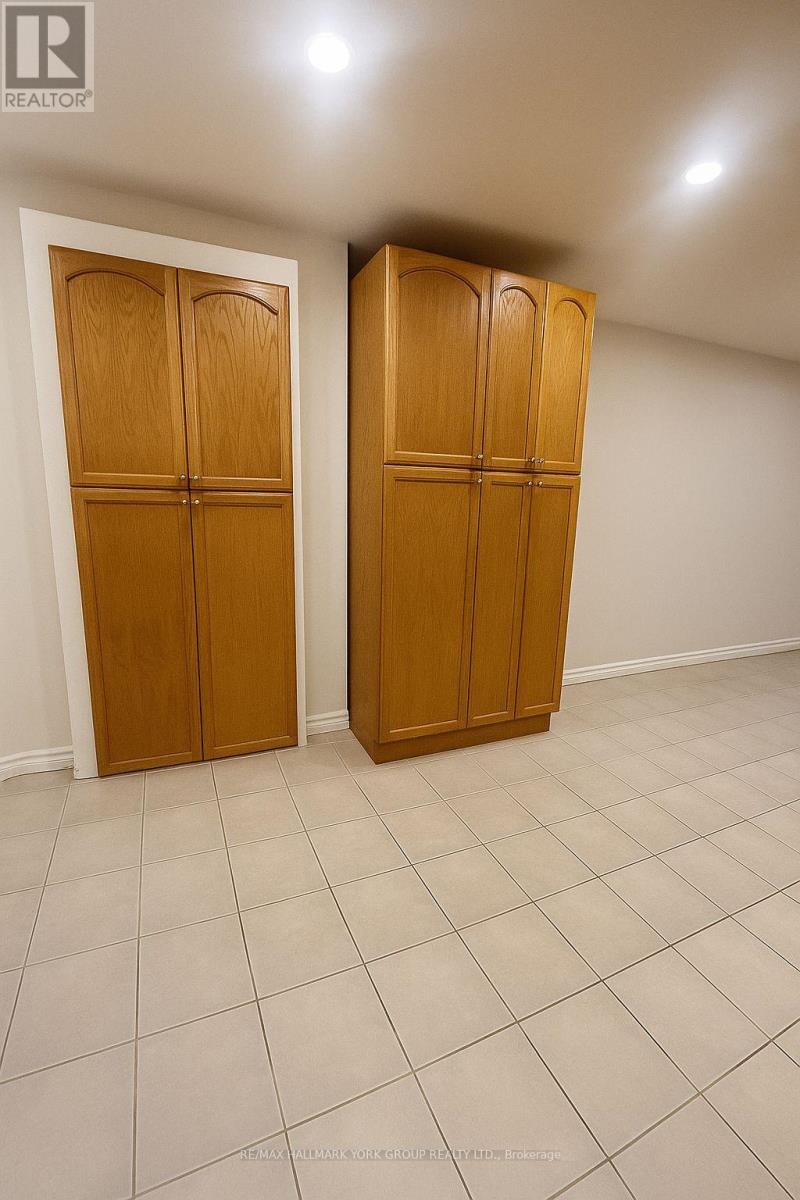 Basement - 2141 Theoden Court, Pickering, Ontario  L1X 1Z9 - Photo 7 - E12627984