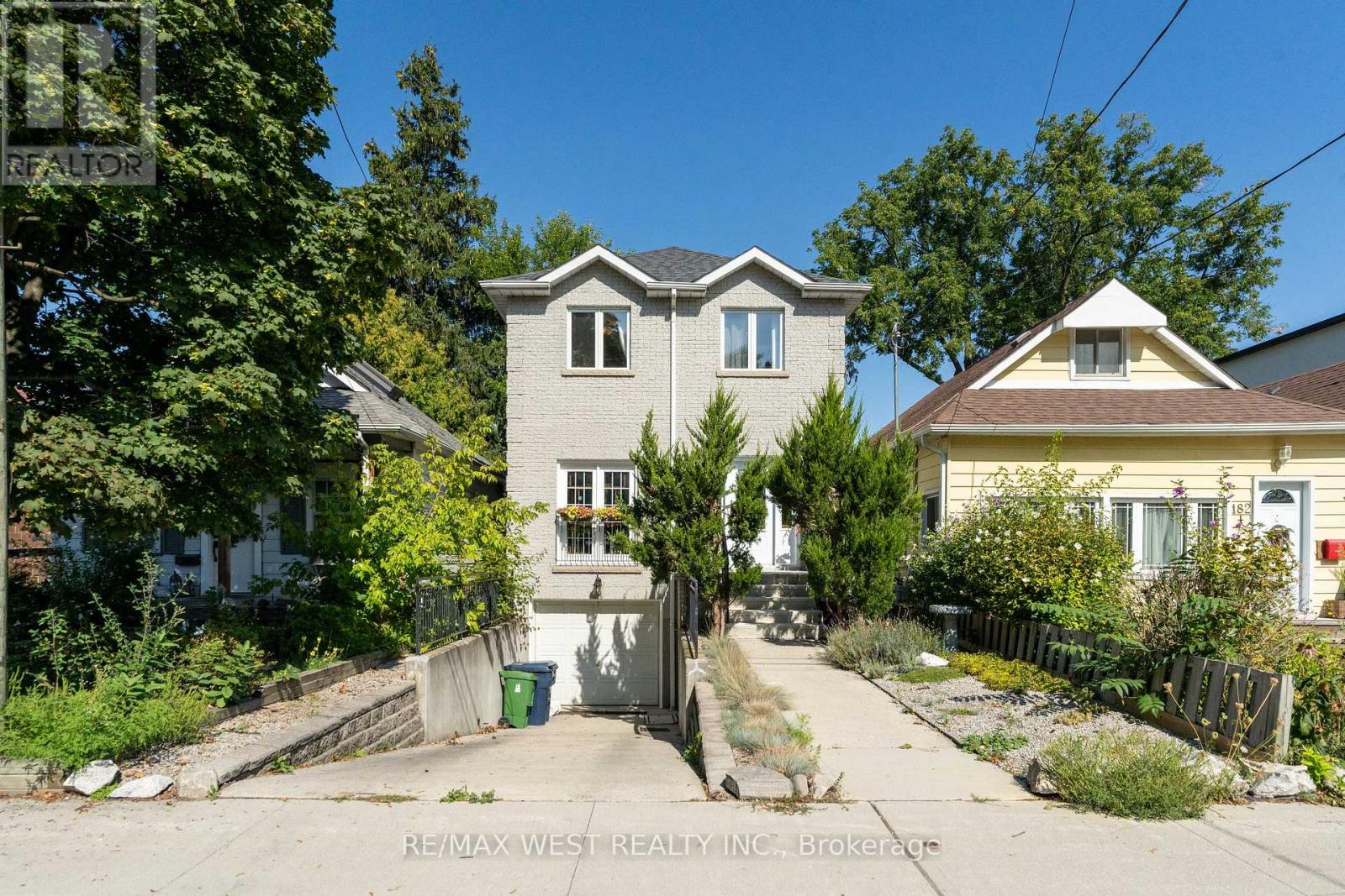 180 HOLBORNE AVENUE, Toronto, Ontario