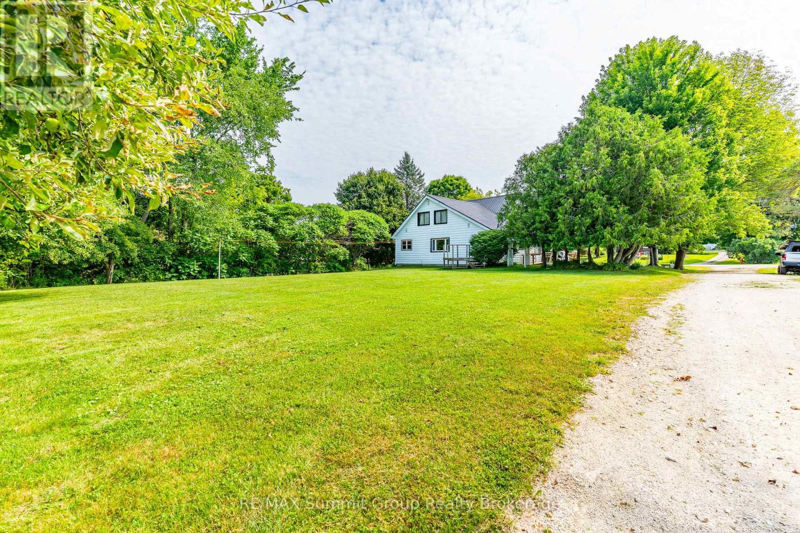 235284 Grey Road 13, Grey Highlands, Ontario  N0C 1G0 - Photo 32 - X12318033