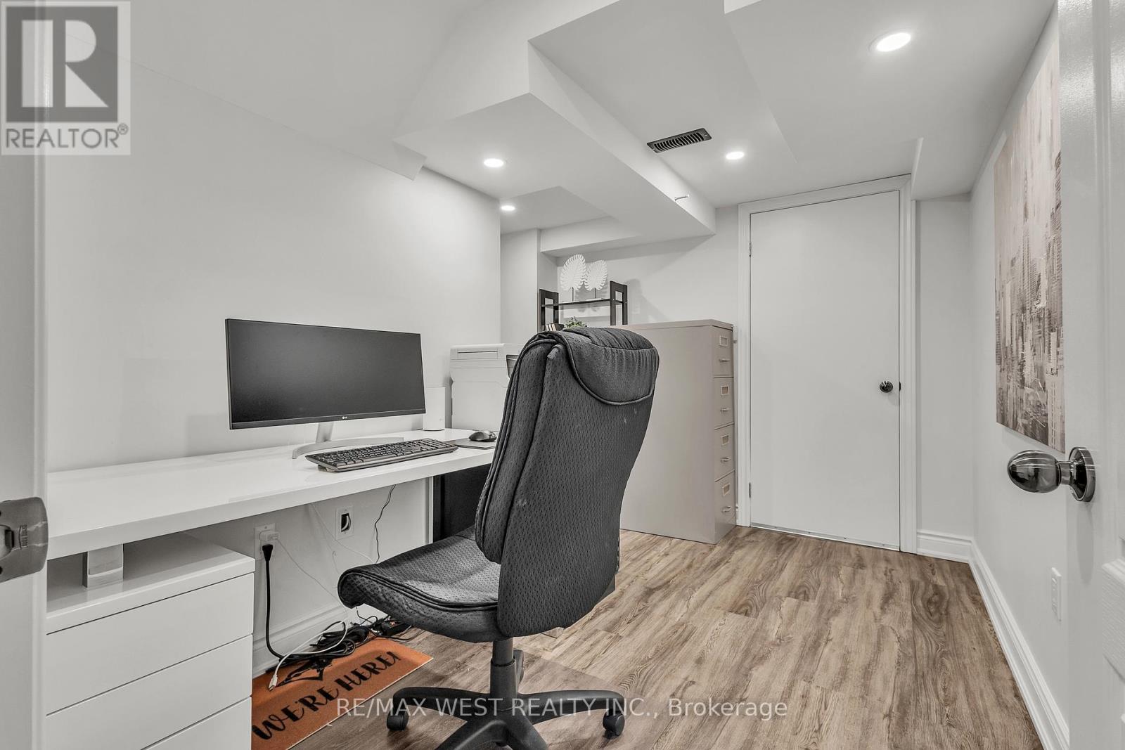 353 Moody Drive, Vaughan, Ontario  L4H 3Z8 - Photo 28 - N12627832