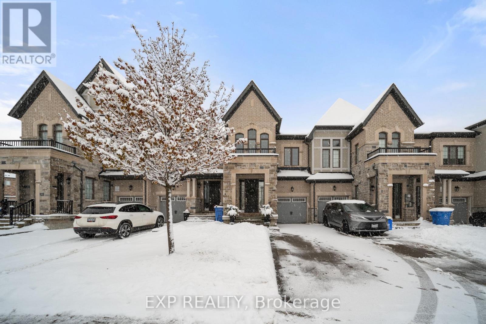 82 GOWER DRIVE, Aurora, Ontario
