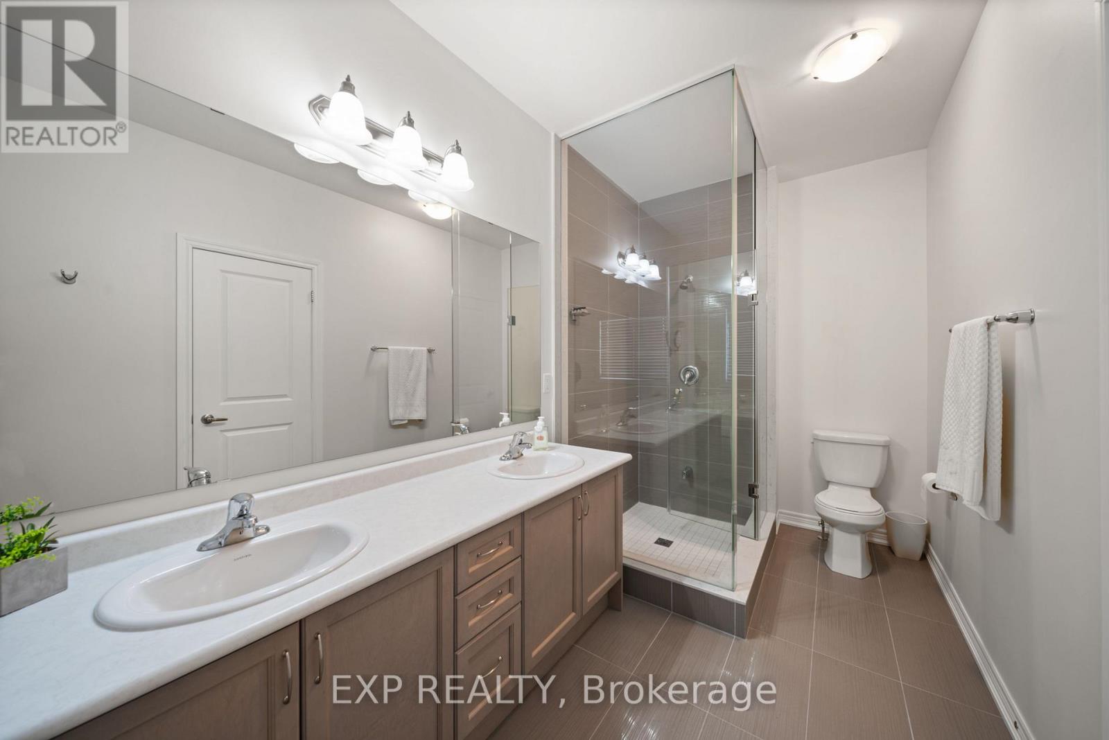 82 Gower Drive, Aurora, Ontario  L4G 0W1 - Photo 16 - N12627942