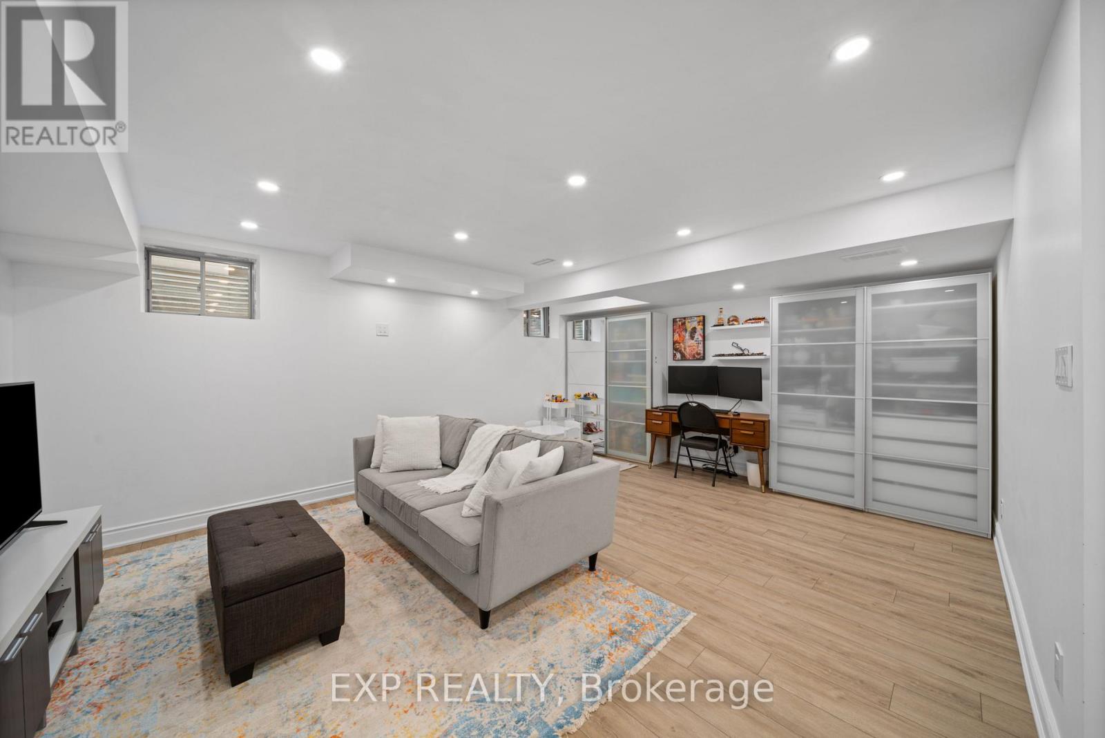 82 Gower Drive, Aurora, Ontario  L4G 0W1 - Photo 23 - N12627942