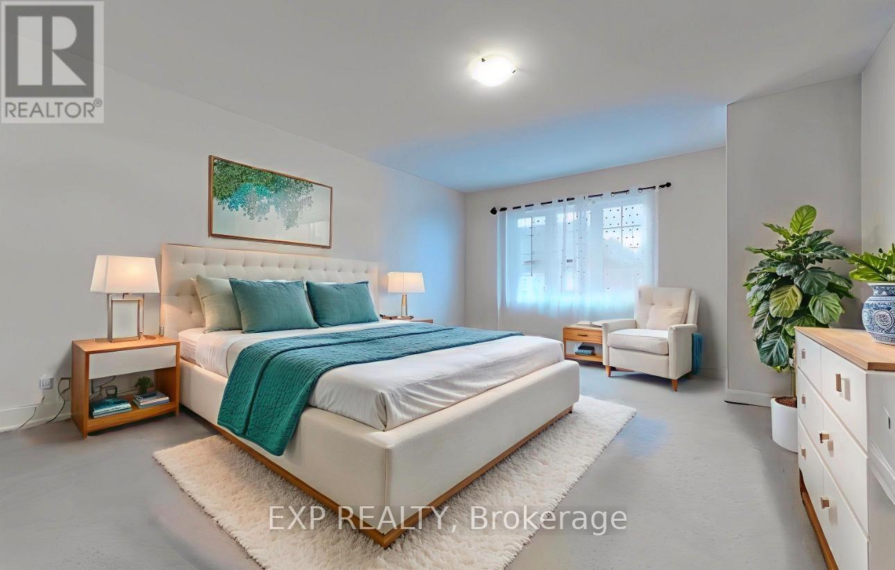 625 Sweetwater Crescent, Newmarket, Ontario  L3X 0H5 - Photo 6 - N12627950