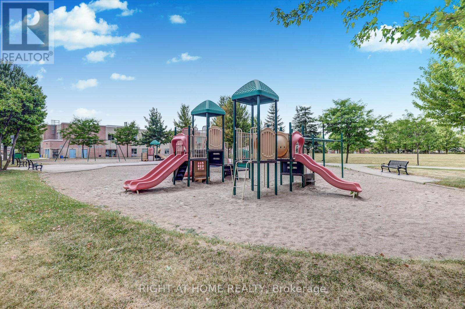 8 Santa Maria Trail, Vaughan, Ontario  L6A 2Y7 - Photo 25 - N12627982