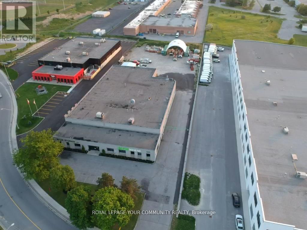 145 Engelhard Drive, Aurora, Ontario  L4G 3V1 - Photo 21 - N12628102