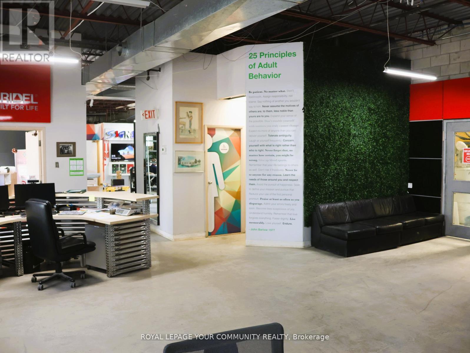 145 Engelhard Drive, Aurora, Ontario  L4G 3V1 - Photo 8 - N12628102