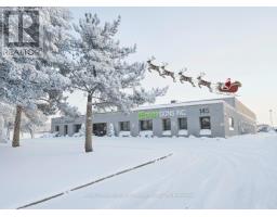 145 ENGELHARD DRIVE, Aurora, Ontario