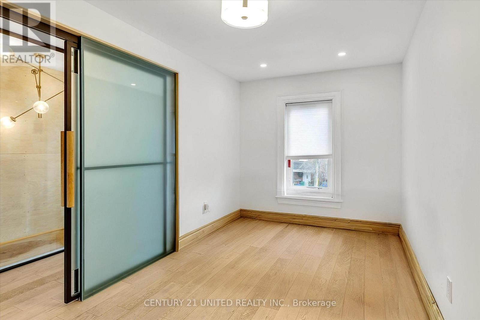 508 Sherbrooke Street, Peterborough (Town Ward 3), Ontario  K9J 2P3 - Photo 17 - X12430327