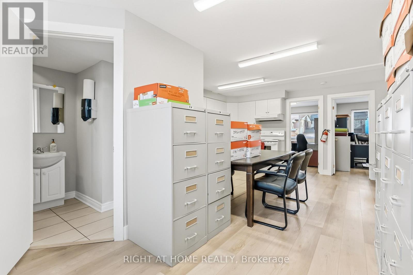 32 Matchedash Street N, Orillia, Ontario  L3V 4T5 - Photo 40 - S12627936