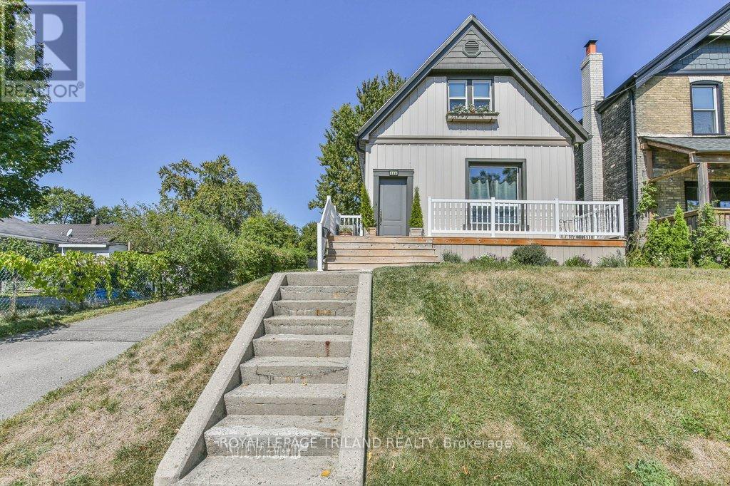 366 Salisbury Street, London East, Ontario  N5Y 3B1 - Photo 3 - X12411430